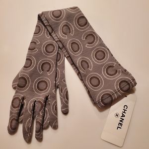 Chanel Size 7.5 Grey Elbow Length Gloves - Original Tag Attached